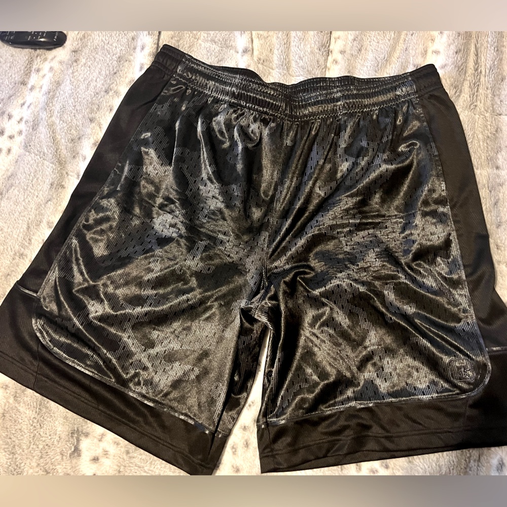 And 1 Mens 2XL athletic shorts